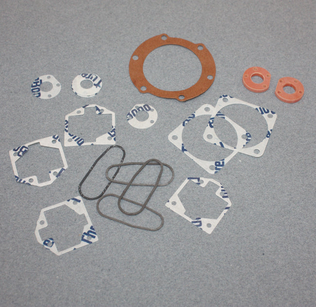 SAI57T32 - Engine Gasket Set