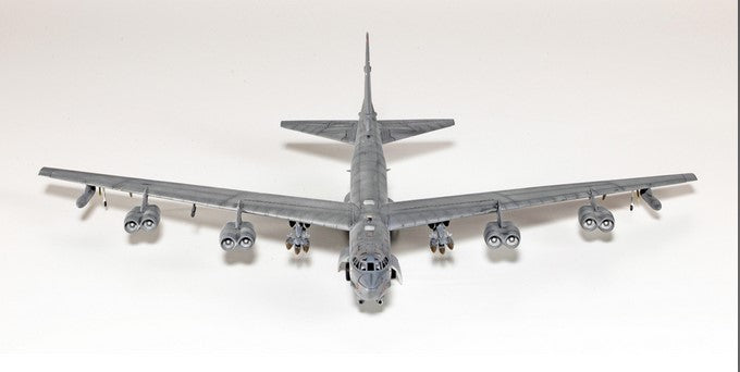 Academy B-52H Stratofortress 20th BS Buccaneers Plastic Kit