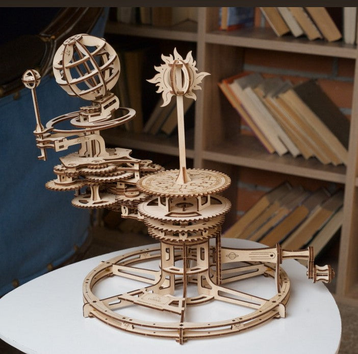 UG70167 UGEARS MODEL MECHANICAL TELLURION