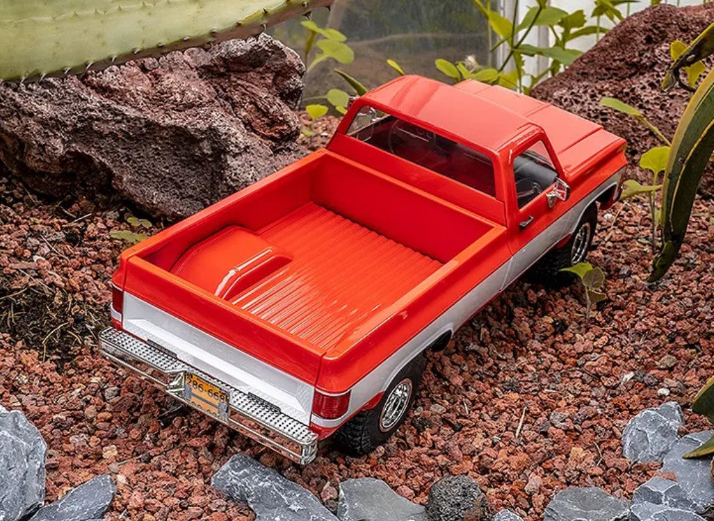 FMS Chevrolet K10 1/18th Ready to Run Scaler Truck