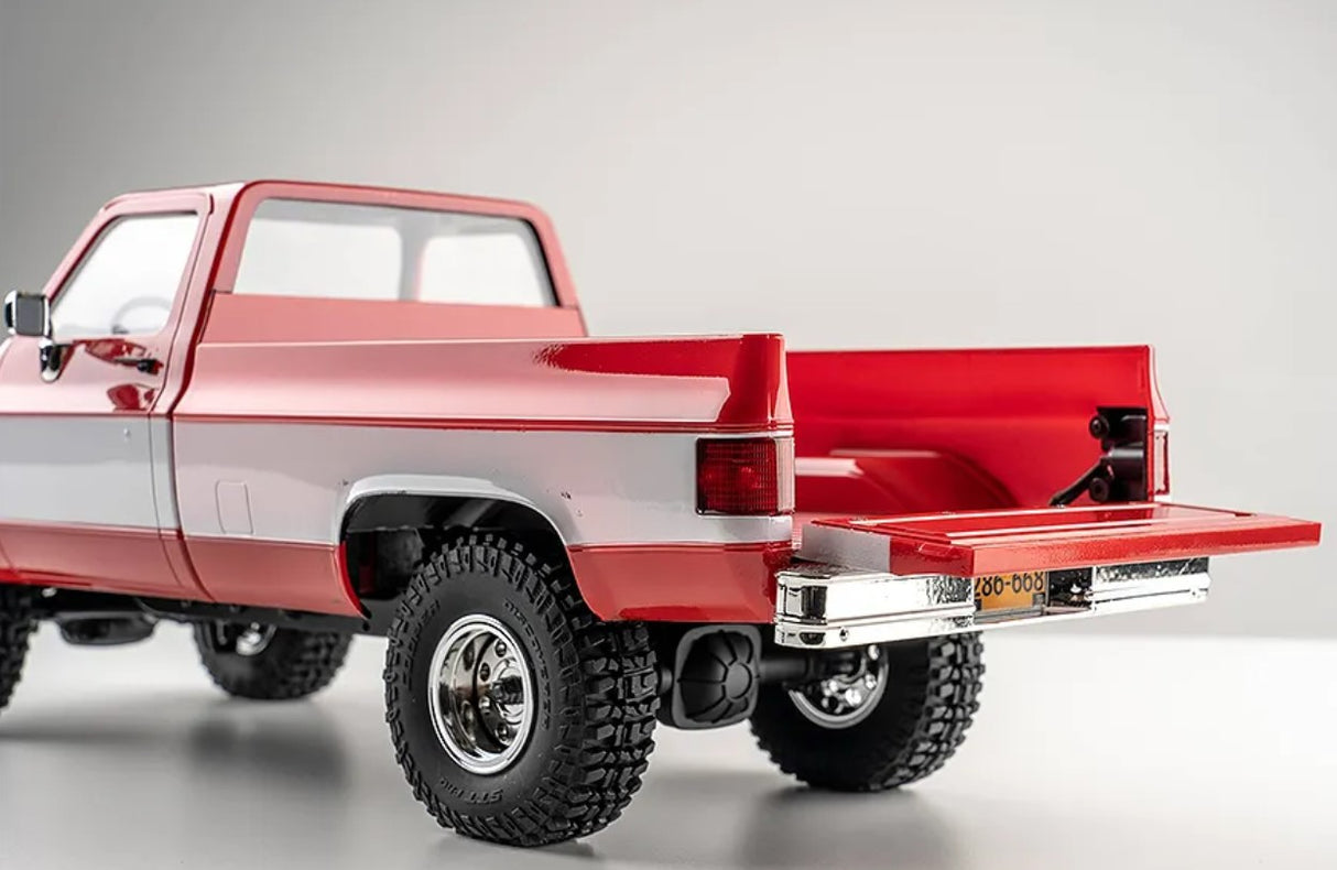 FMS Chevrolet K10 1/18th Ready to Run Scaler Truck