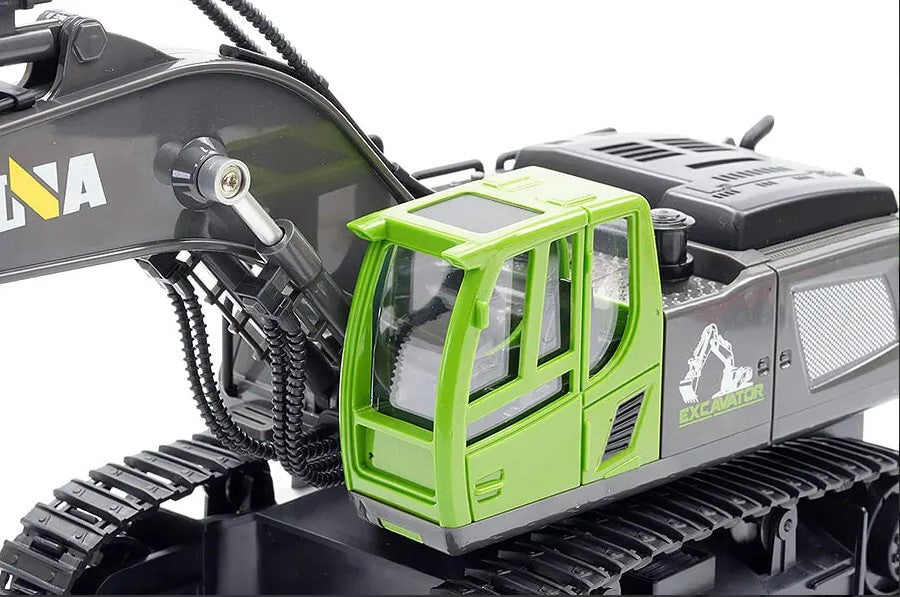 HUINA 2.4G 11CH RC EXCAVATOR GREEN With DIE CAST BUCKET