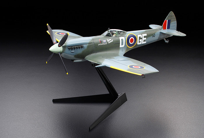 Tamiya 1/32 Supermarine Spitfire Mk.XVIe 60321