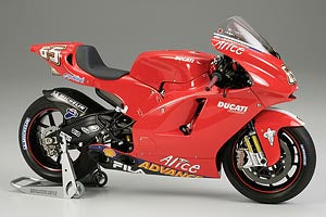 Tamiya 1/12 Ducati Desmosedici 14101