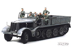 Tamiya 1/35 German 18 ton Half-Track FAMO 35239