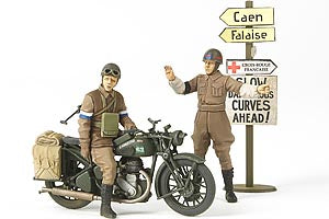 Tamiya 1/35 BSA M20 Motorcycle w Military Police 35316