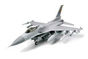 Tamiya 1/32 Lockheed F-16CJ Fighting Falcon 60315