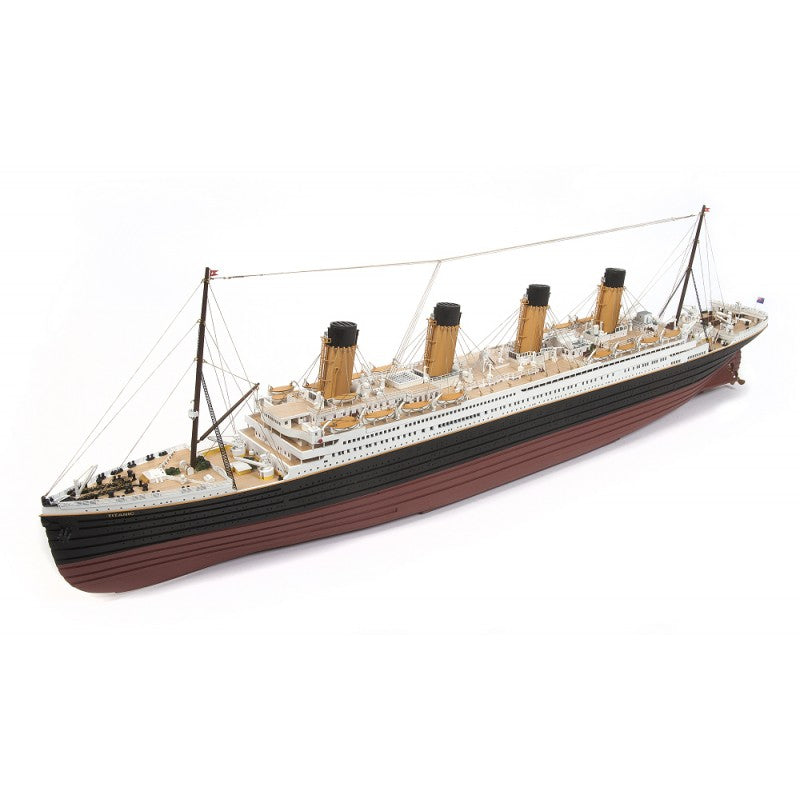 OcCre RMS Titanic Kit - Highly detailed wooden kit with fittings