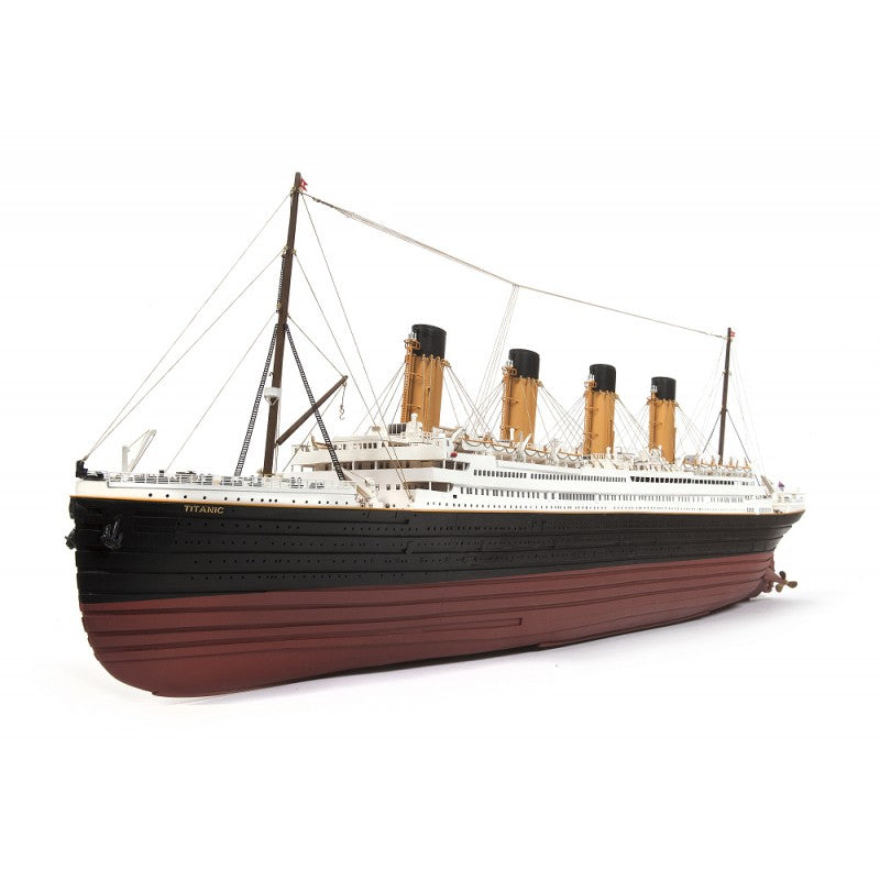 OcCre RMS Titanic Kit - Highly detailed wooden kit with fittings