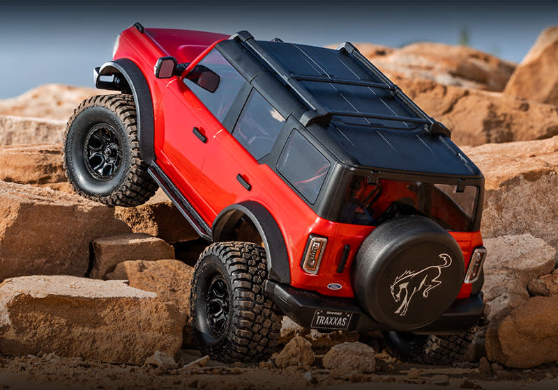 Traxxas TRX-4m Land Rover Defender 1:18 4X4 Electric Trail Crawler - Red (+ TQ 2-ch/ ECM-2.5/ Titan 87T/750mAh 2-Cell LiPo/USB Charger)