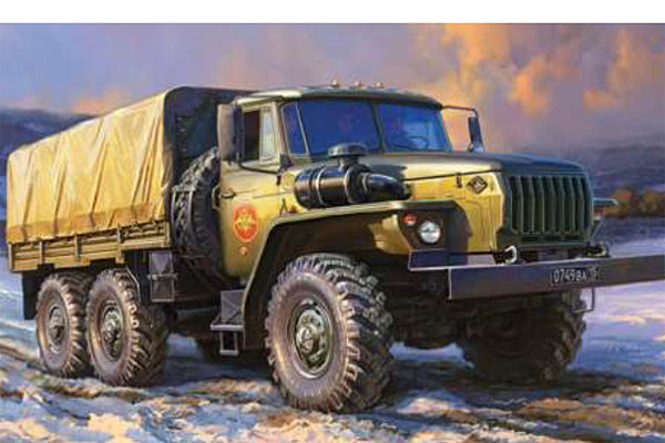 Zvezda 1/35 URAL 4320 RUSSIAN ARMY TRUCK 3654