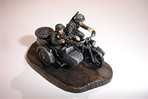 Zvezda 1/72 German Motorcycle R-12 6142