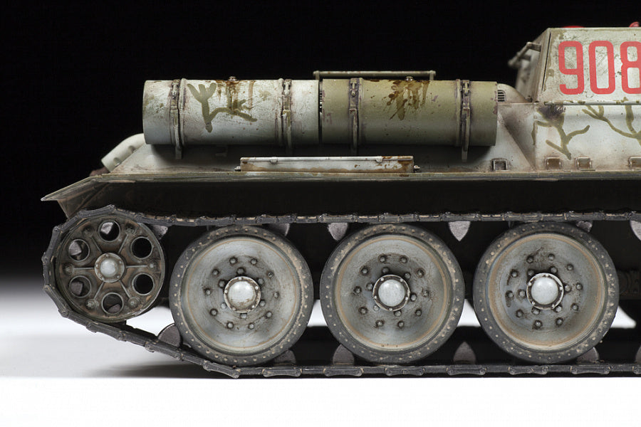 Zvezda 1/35 Soviet tank Destroyer SU-122 3691