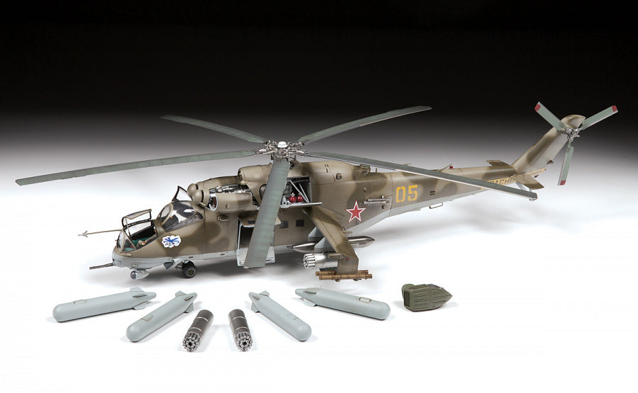 Zvezda 1/48 Soviet Attack Helicopter MI-24V/VP 4823